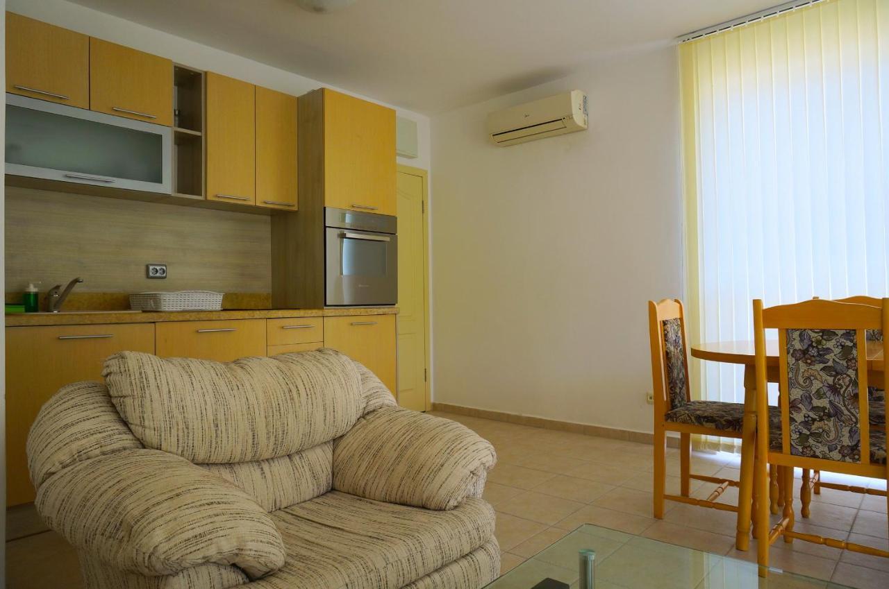 Апартамент Серена - Apartment Serena - Balchik Villa Zone Exterior photo
