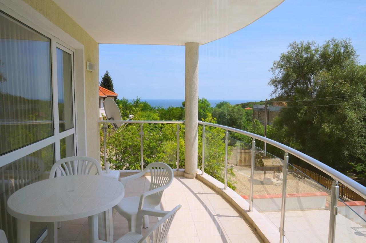 Апартамент Серена - Apartment Serena - Balchik Villa Zone Exterior photo